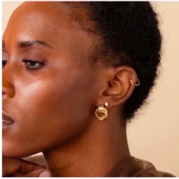 New! Kinley 18K Gold Plated Petite Earrings (1033) NWOT - Picture 2 of 3